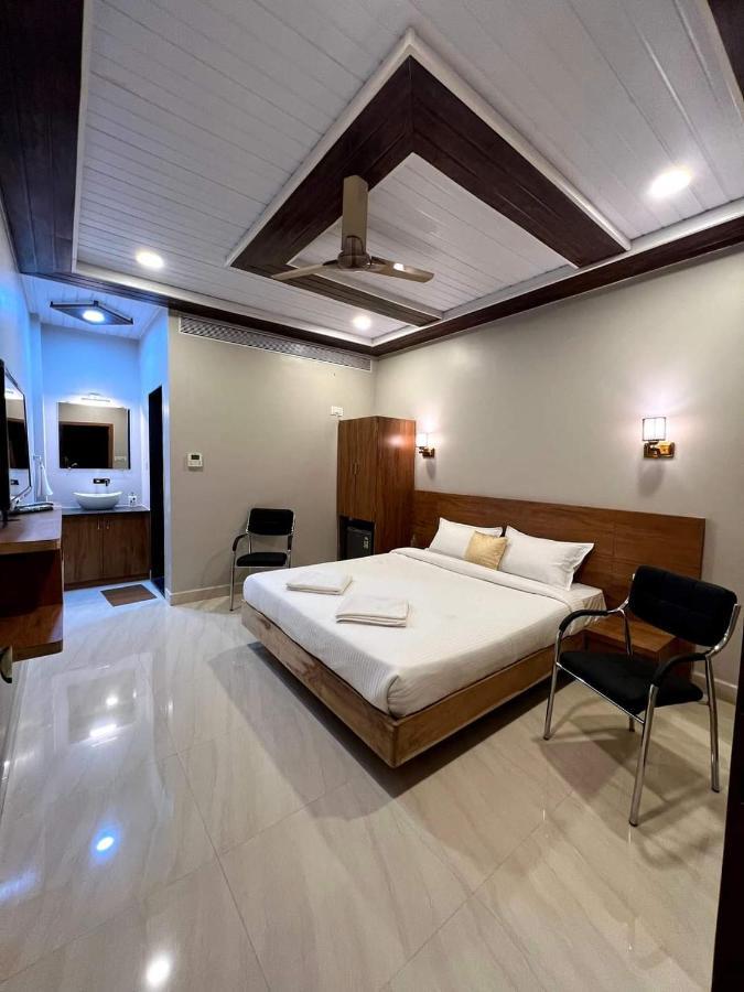 Sunlight Beach Resort Bhogwe Exterior foto